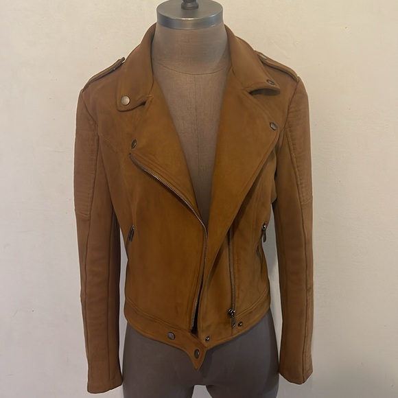 Women’s camel/tan/cognac color moto jacket. Faux suede - Picture 4 of 4